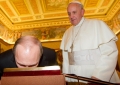 Tổng Thống Putin đã làm dấu Thánh Giá và hôn ảnh tượng Đức Maria trong cuộc gặp với ĐTC Phanxicô
