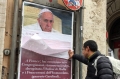 Vatican: Các áp-phích thù nghịch Đức Giáo hoàng bị cho là không chấp nhận được và hèn