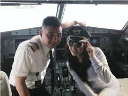 Phạt cơ trưởng Vietnam Airlines cho Lý Nhã Kỳ lên buồng lái, bất chấp an toàn bay