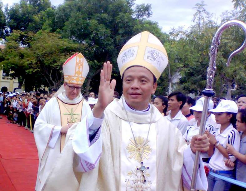 Đại lễ Tấn phong Đức Giám mục Phụ tá Giáo phận Vinh Phêrô Nguyễn Văn Viên