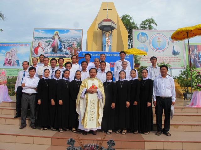 Giáo xứ Trung Nghĩa: Lễ khai giảng các lớp giáo lý năm học 2014 – 2015