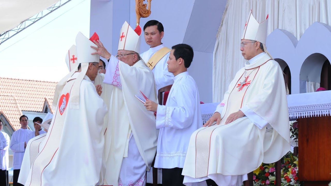 Bổ nhiệm Giám mục chính tòa các giáo phận Hà Tĩnh và Phát Diệm, Giám mục phó Giáo phận Cần Thơ