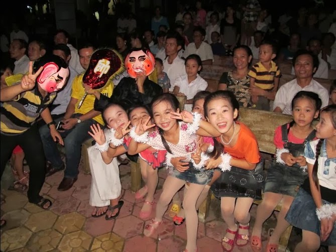 Thiếu nhi giáo xứ Trung Nghĩa: Niềm Vui Trung Thu 2013