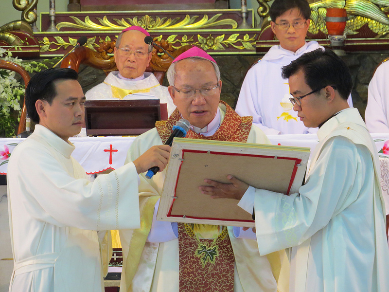 Thông báo danh sách ứng sinh trúng tuyển vào Đại chủng viện khóa XV - 2015 và các thông báo khác...